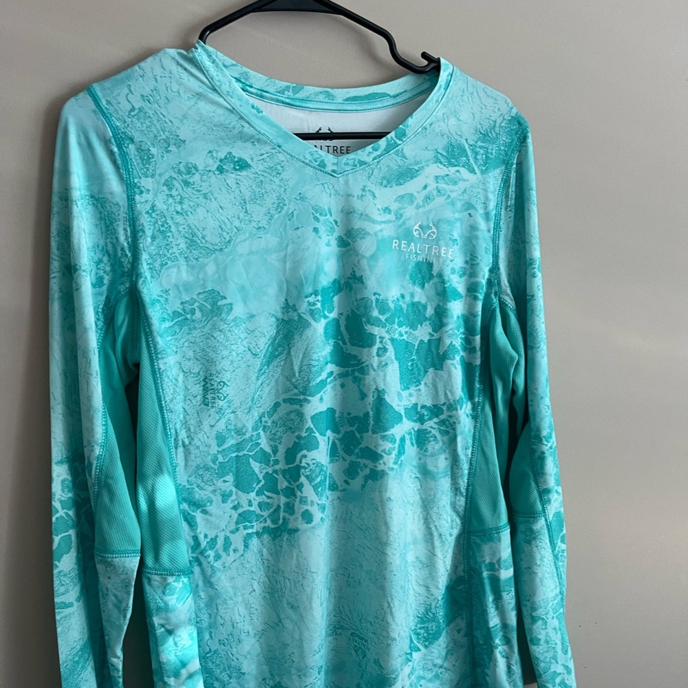 Realtree long sleeve womens shirt